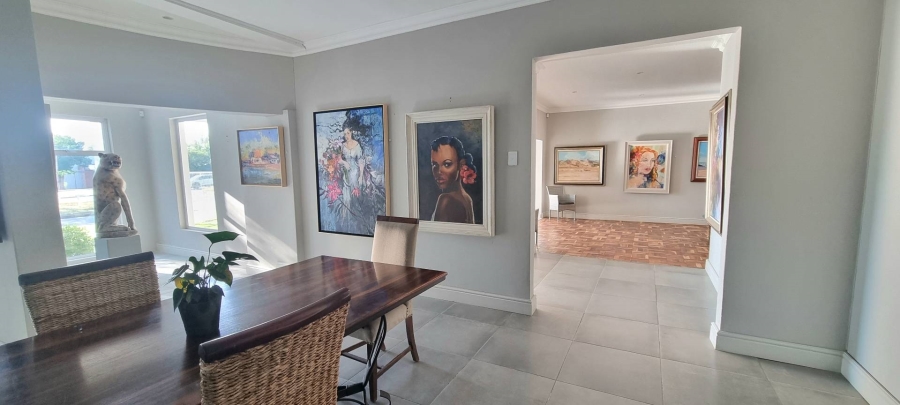 5 Bedroom Property for Sale in Dan Pienaar Free State